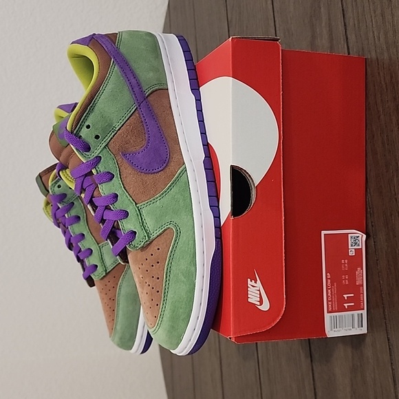 Nike Dunk Low SP - Veneer/Deep Purple - NEW IN BOX - men's sz. 11 - Picture 1 of 14